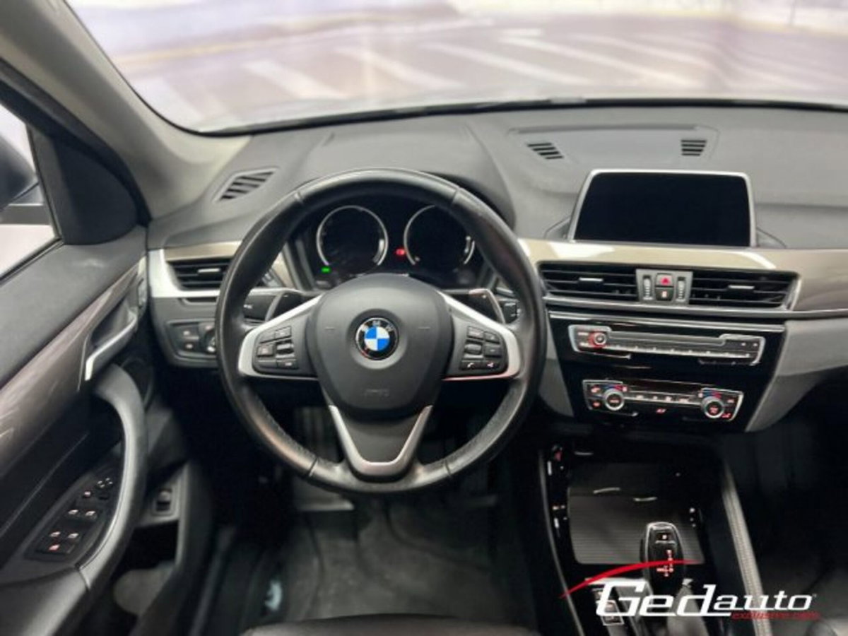 BMW X1 sDrive18d Advantage (15)