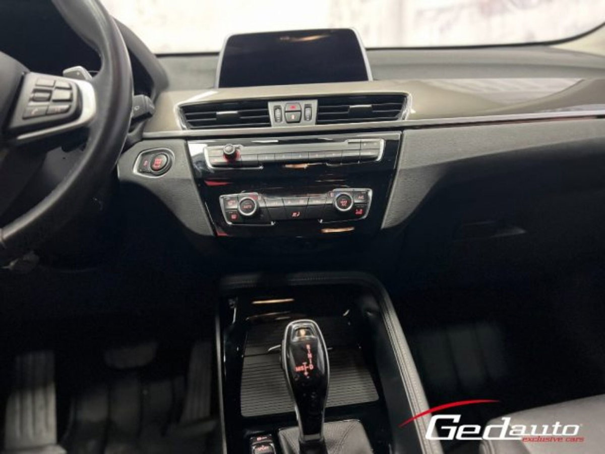 BMW X1 sDrive18d Advantage (17)