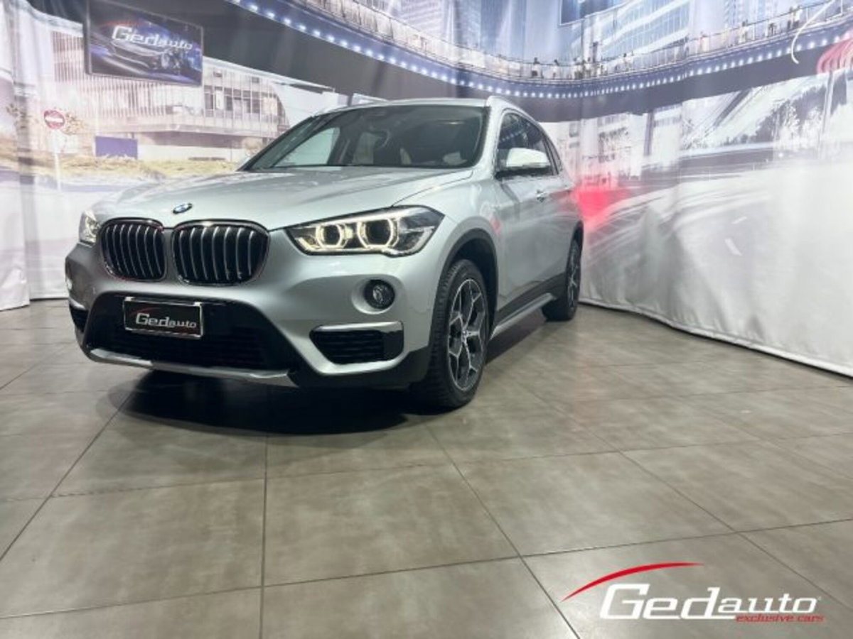 BMW X1 sDrive18d Advantage (2)