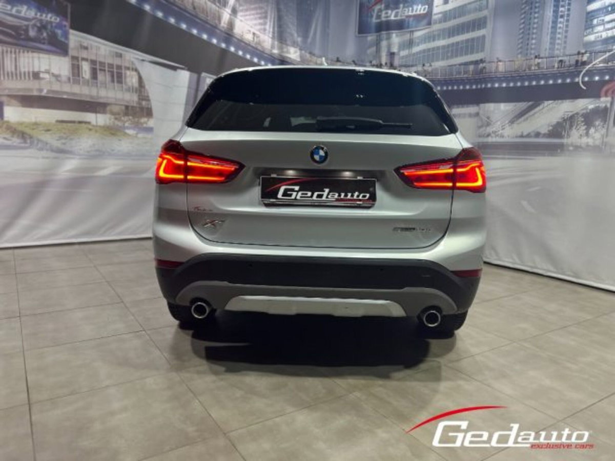 BMW X1 sDrive18d Advantage (5)
