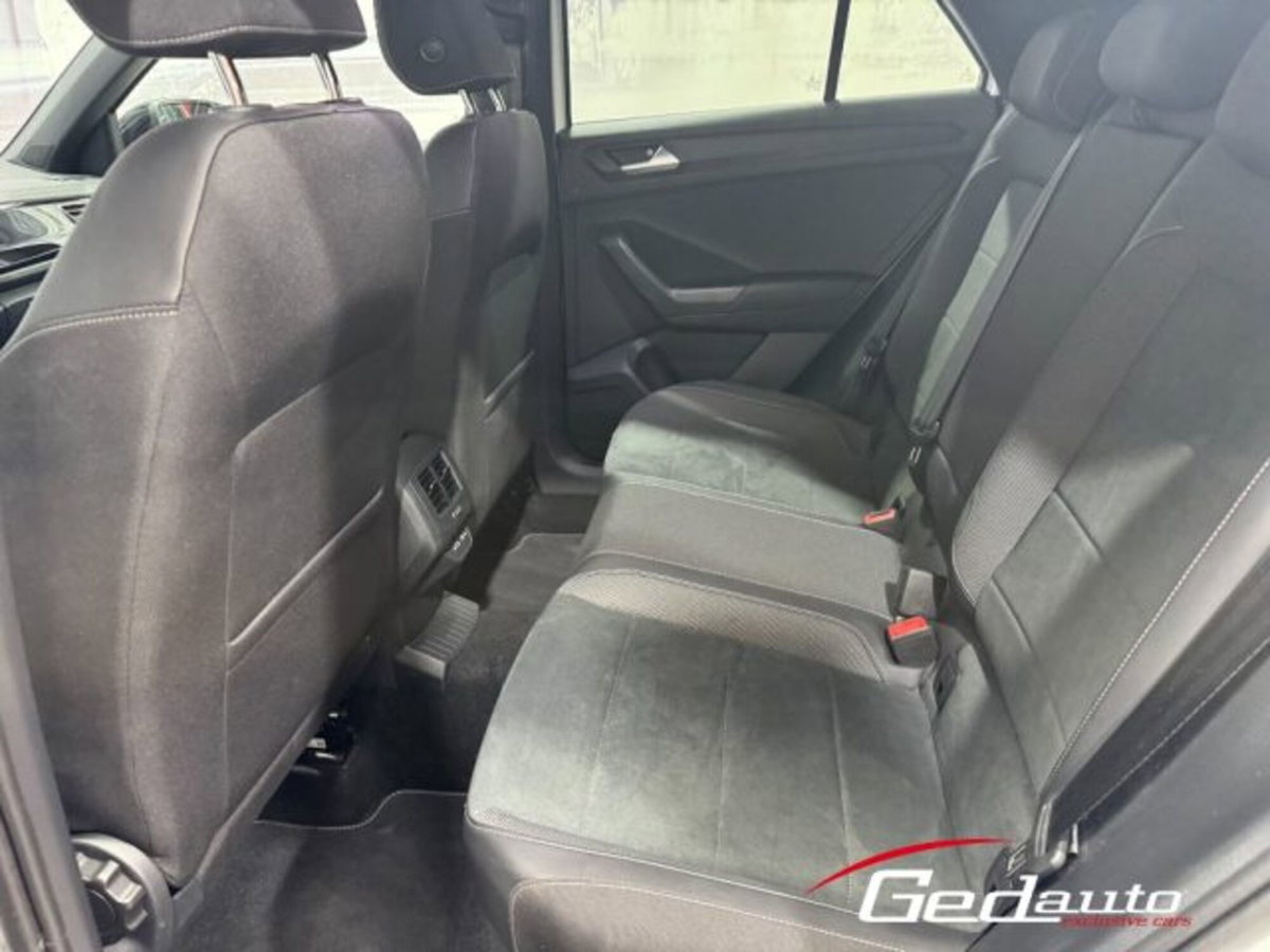 Volkswagen T-Roc 2.0 tdi R-Line 4motion 150cv dsg (14)