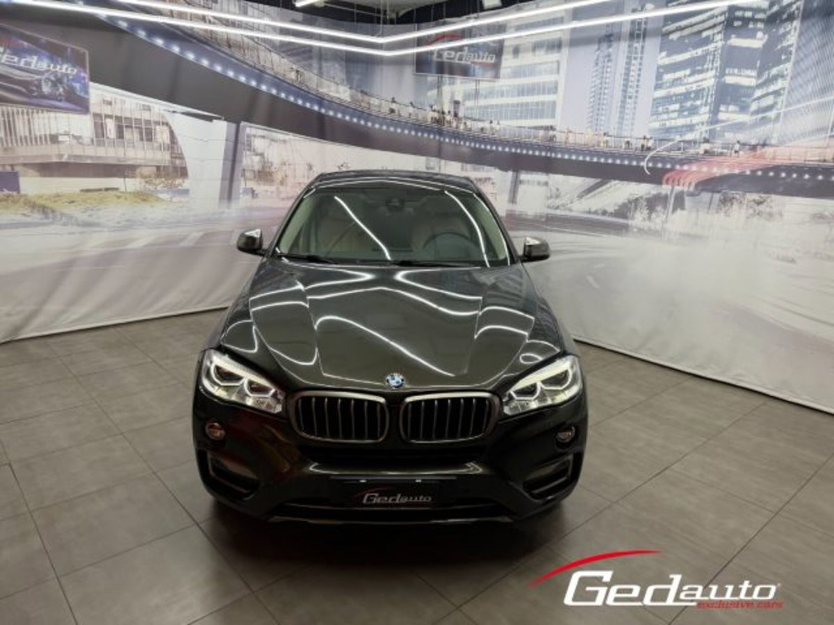 BMW X6 xDrive30d 258CV Extravagance (2)