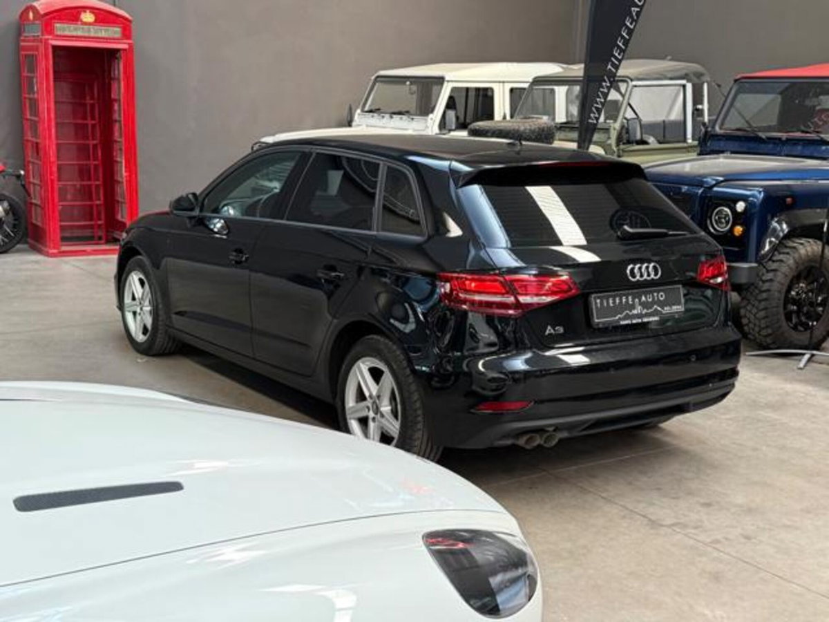 Audi A3 Sportback 35 TDI S tronic Business (6)