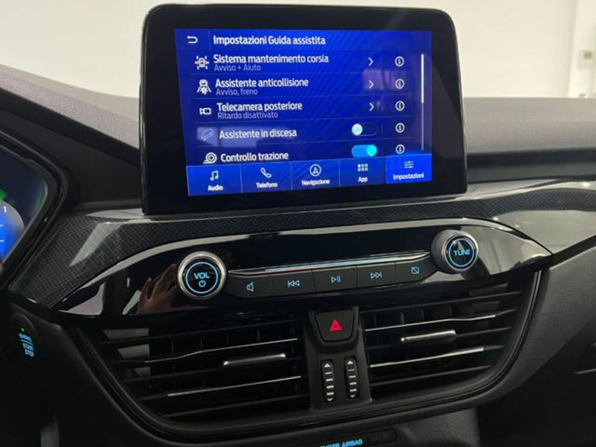 Ford Kuga 2.5 Plug In Hybrid 225 CV CVT 2WD ST-Line (13)