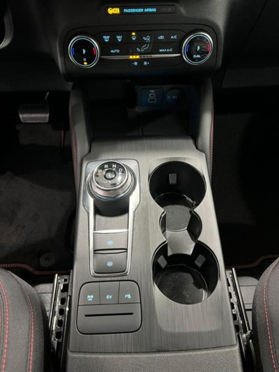 Ford Kuga 2.5 Plug In Hybrid 225 CV CVT 2WD ST-Line (14)