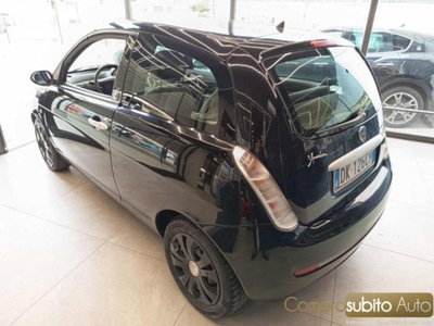 Lancia Ypsilon 1.2 Passion (4)