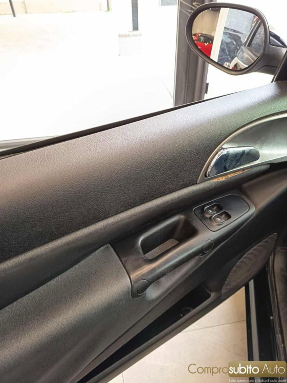 Lancia Ypsilon 1.2 Passion (9)