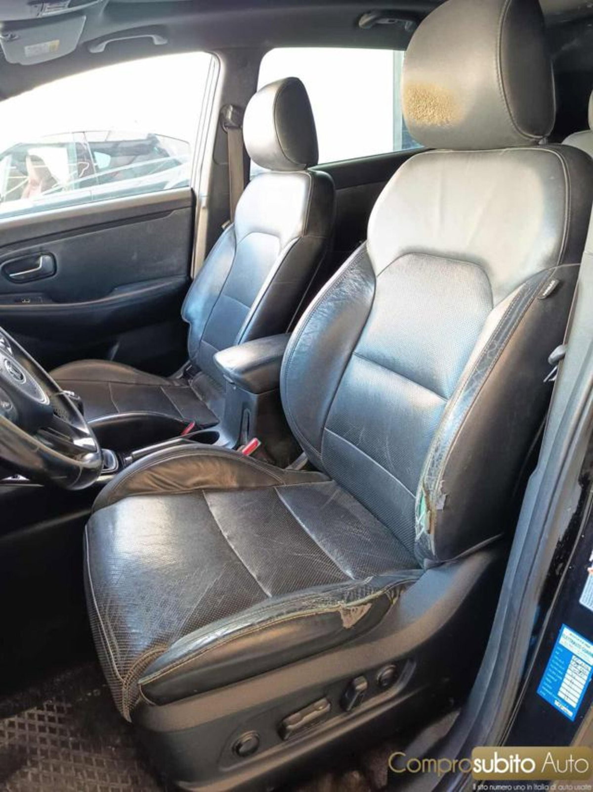 Kia Carens 1.7 CRDi 115 CV Class (12)