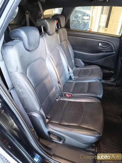 Kia Carens 1.7 CRDi 115 CV Class (13)