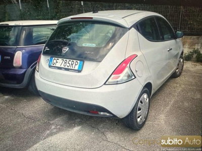 Lancia Ypsilon 1.0 FireFly 5 porte S&S Hybrid Ecochic A. Ferretti (2)