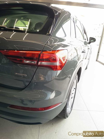 Audi Q3 35 TDI quattro Business (16)