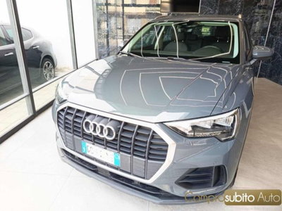 Audi Q3 35 TDI quattro Business (2)