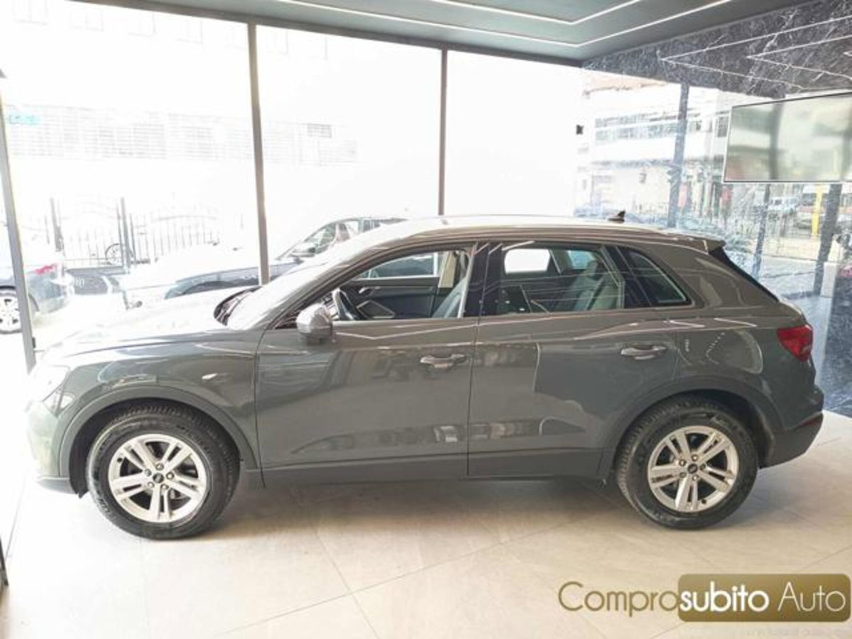 Audi Q3 35 TDI quattro Business (5)