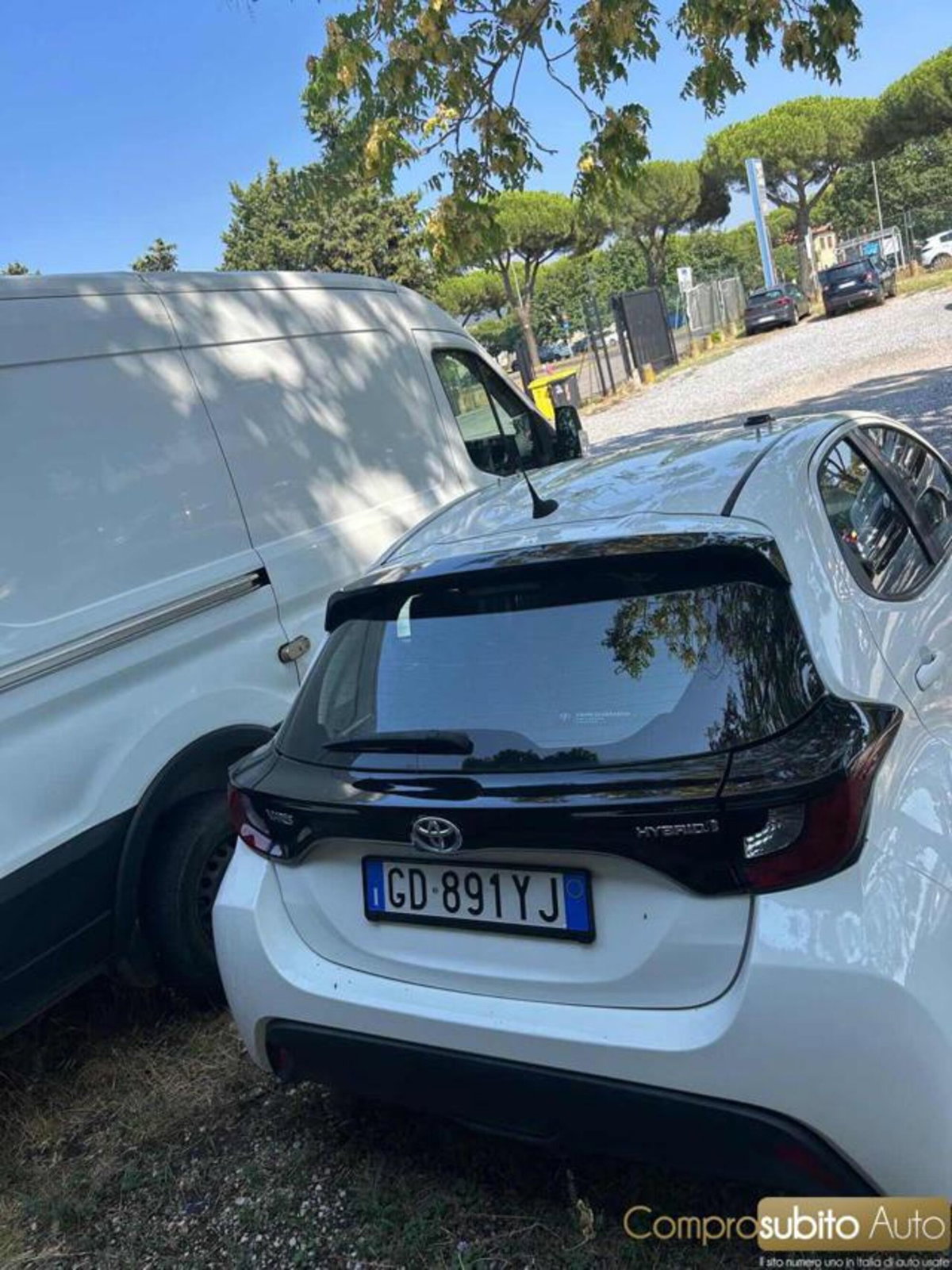Toyota Yaris Cross 1.5 Hybrid 5p. E-CVT Trend (3)