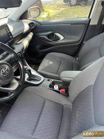 Toyota Yaris Cross 1.5 Hybrid 5p. E-CVT Trend (8)