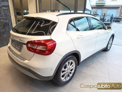 Mercedes-Benz GLA SUV 200 d Automatic 4Matic Premium (5)