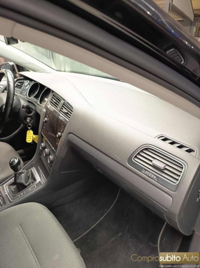 Volkswagen Golf 1.6 TDI 115 CV 5p. Trendline BlueMotion Technology (13)