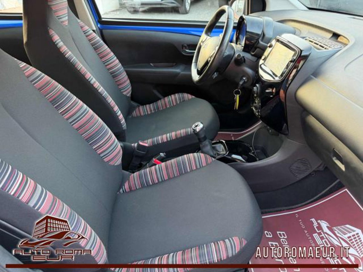 Citroen C1 C1 VTi 72 5 porte Shine (17)
