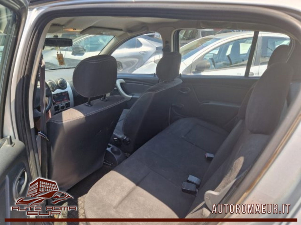 Dacia Sandero Stepway 1.5 dCi 70CV (9)