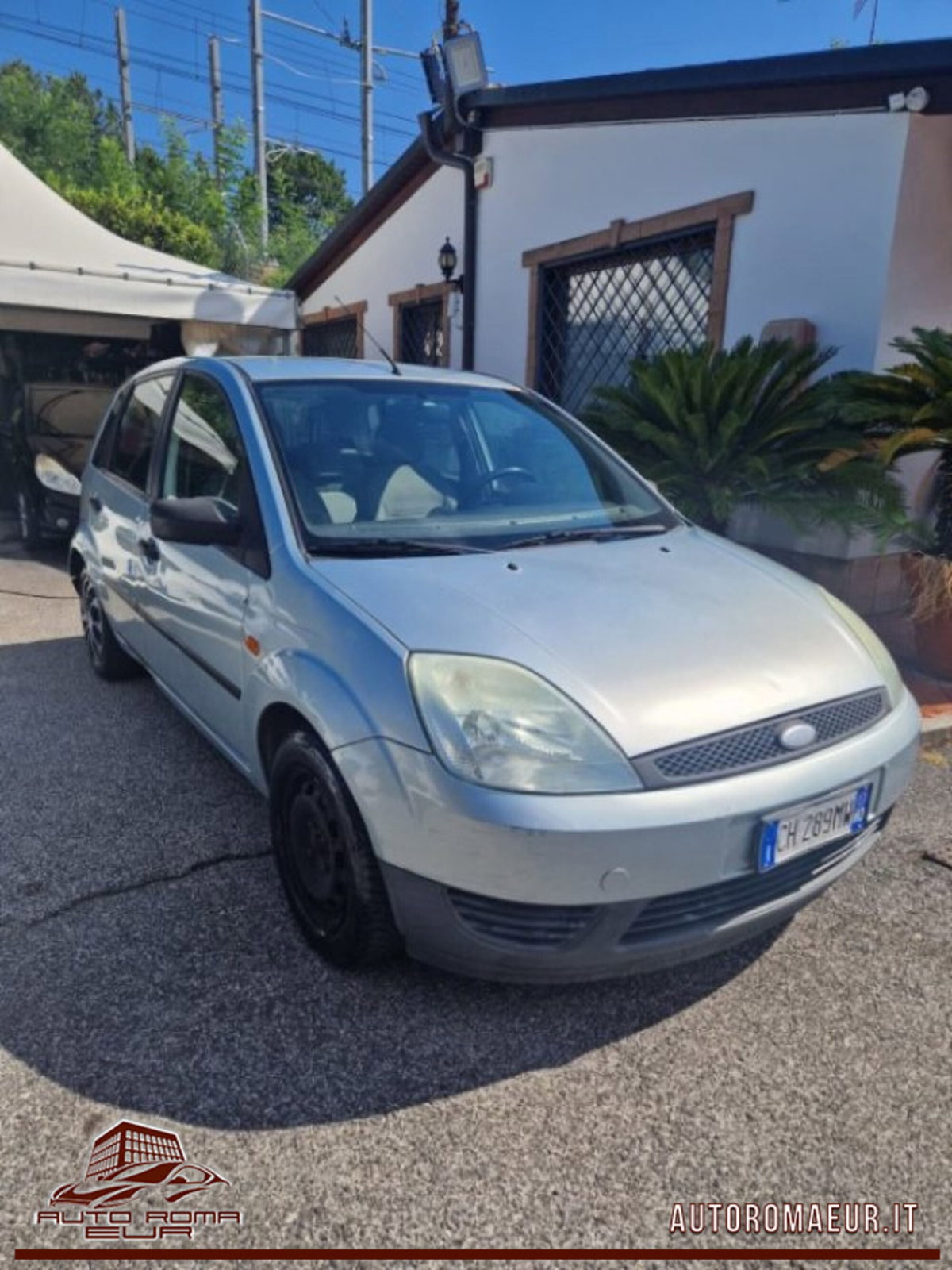 Ford Fiesta 1.2 16V 5p. Ambiente (5)