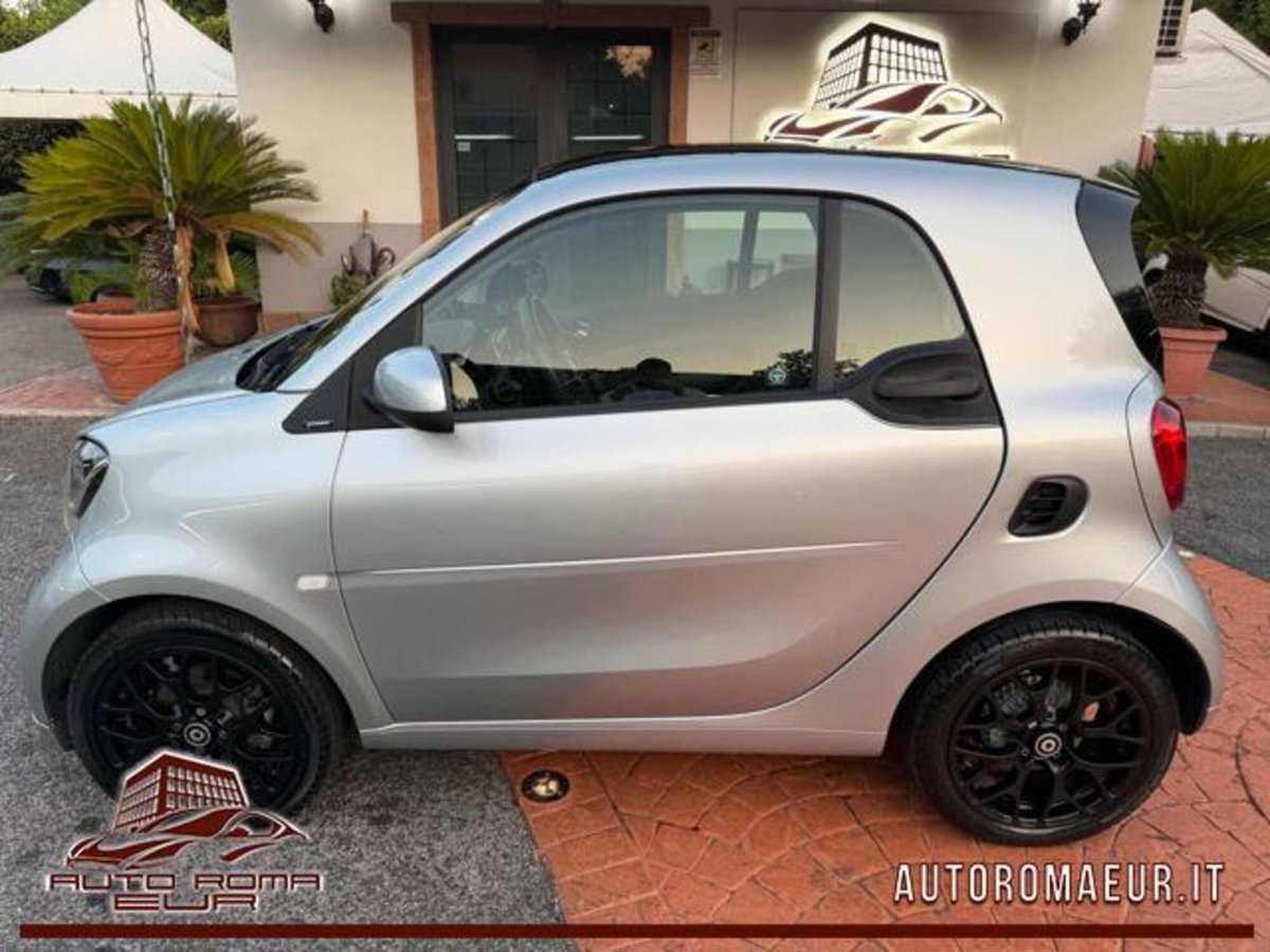 smart Fortwo 70 1.0 twinamic Superpassion (2)