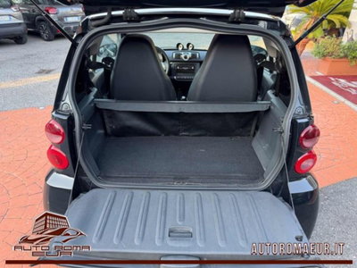 smart Fortwo 1000 52 kW MHD coupé pulse (16)