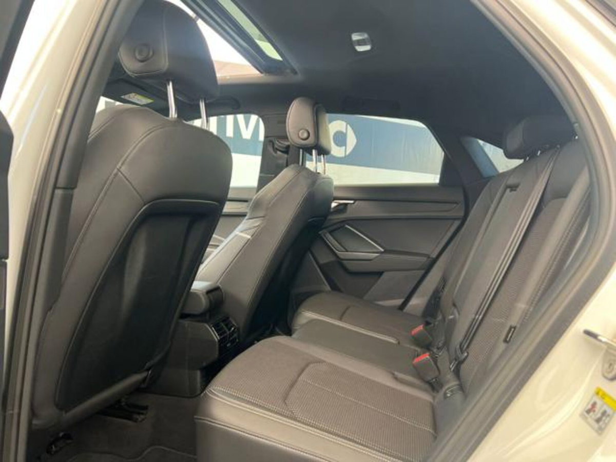 Audi Q3 Sportback 35 TDI quattro S tronic S line edition (8)
