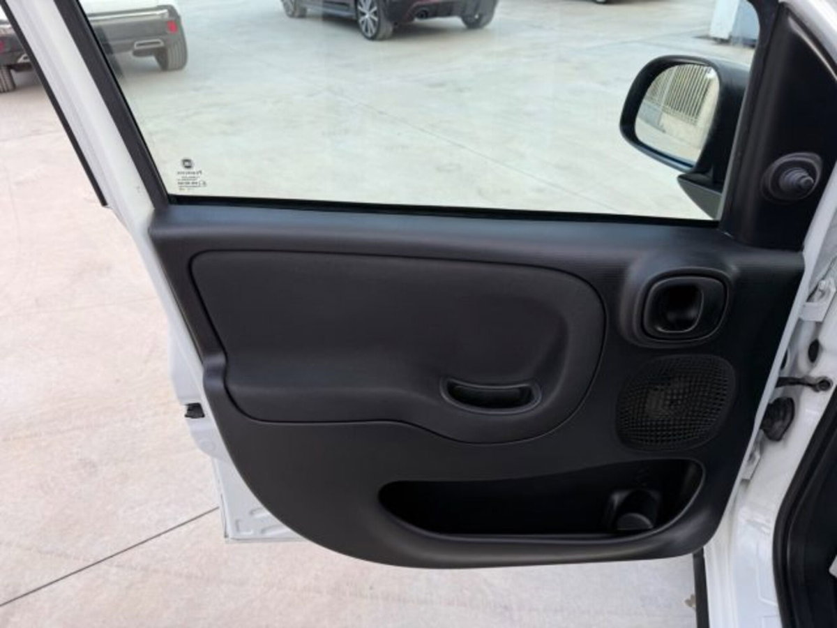 Fiat Panda 1.0 firefly hybrid s&s 70cv 5p.ti (11)