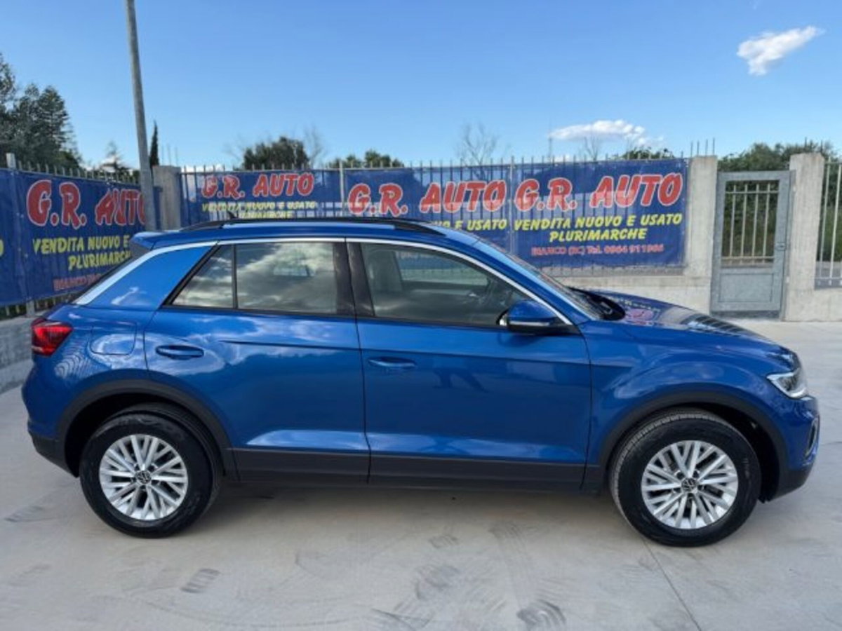 Volkswagen T-Roc 2.0 tdi R-Line 4motion 150cv dsg (6)