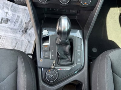 Volkswagen Tiguan Allspace 2.0 TDI SCR DSG 4MOTION R-Line (19)