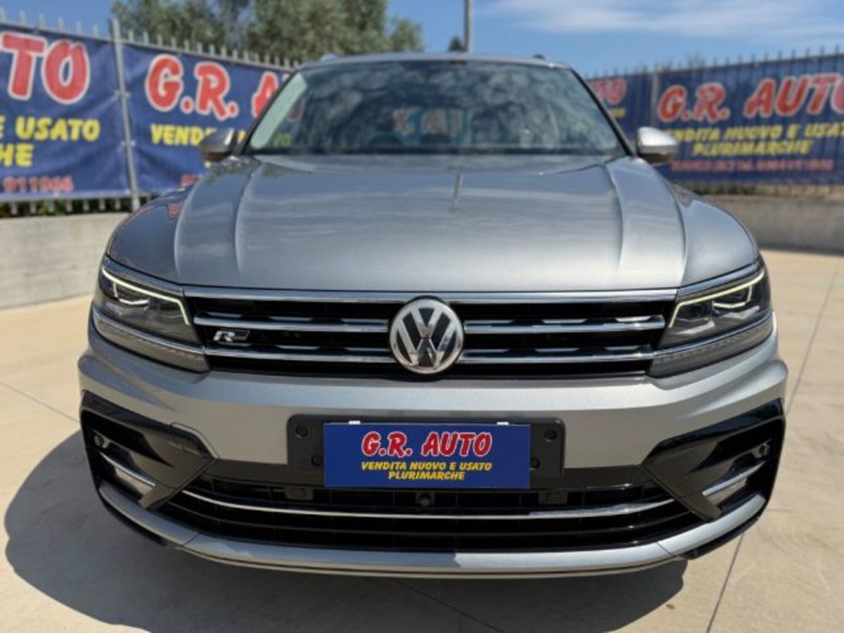 Volkswagen Tiguan Allspace 2.0 TDI SCR DSG 4MOTION R-Line (2)