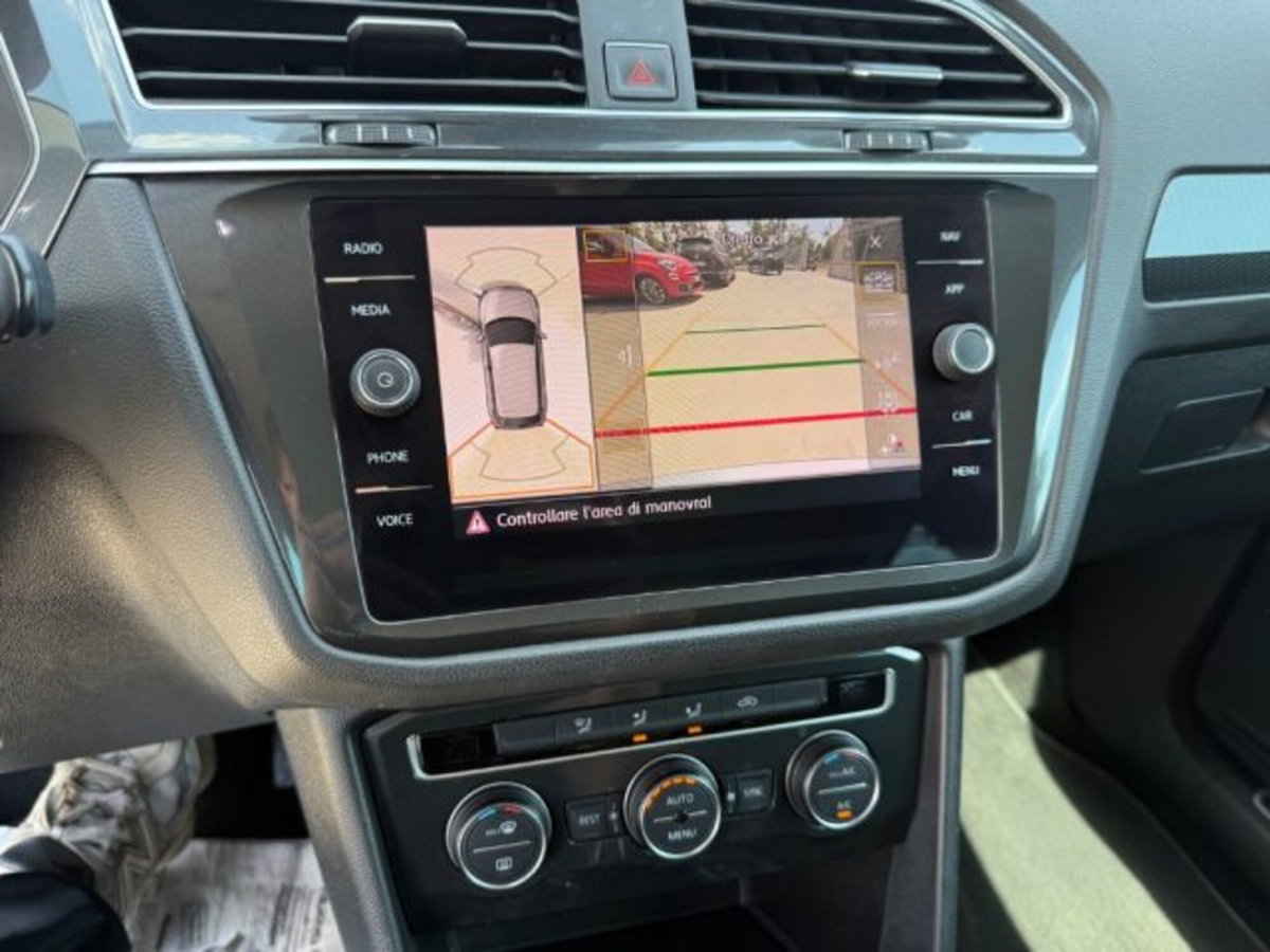 Volkswagen Tiguan Allspace 2.0 TDI SCR DSG 4MOTION R-Line (20)
