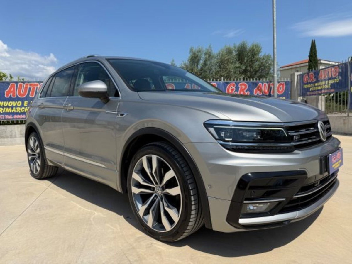 Volkswagen Tiguan Allspace 2.0 TDI SCR DSG 4MOTION R-Line (4)