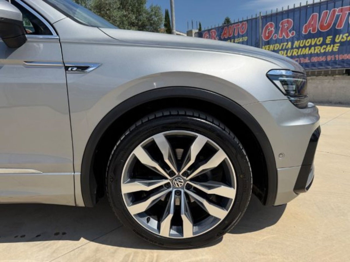 Volkswagen Tiguan Allspace 2.0 TDI SCR DSG 4MOTION R-Line (5)