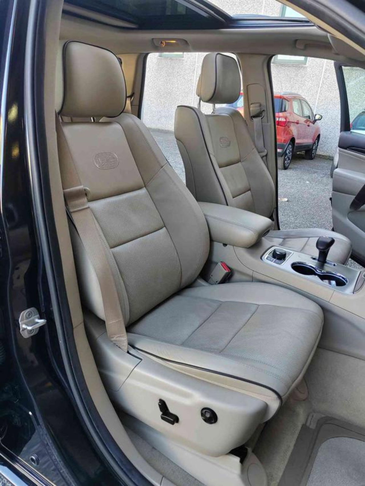 Jeep Grand Cherokee 3.0 V6 CRD 250 CV Multijet II Overland (14)