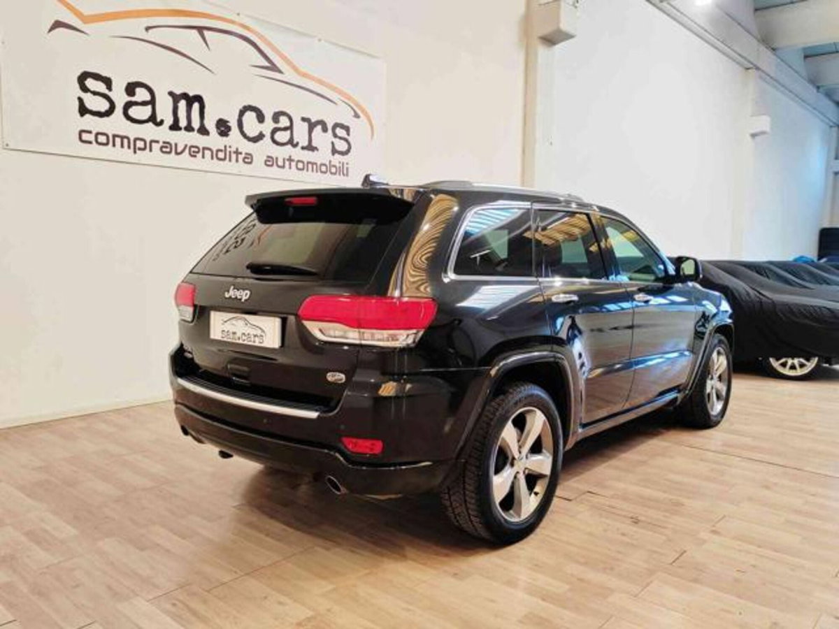 Jeep Grand Cherokee 3.0 V6 CRD 250 CV Multijet II Overland (5)