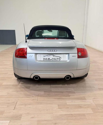 Audi TT Cabrio 1.8 T 20V 225 CV cat quattro (4)