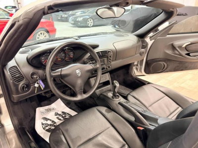 Porsche Boxster 2.7i 24V cat (9)