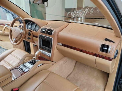 Porsche Cayenne 4.5 cat Turbo (10)