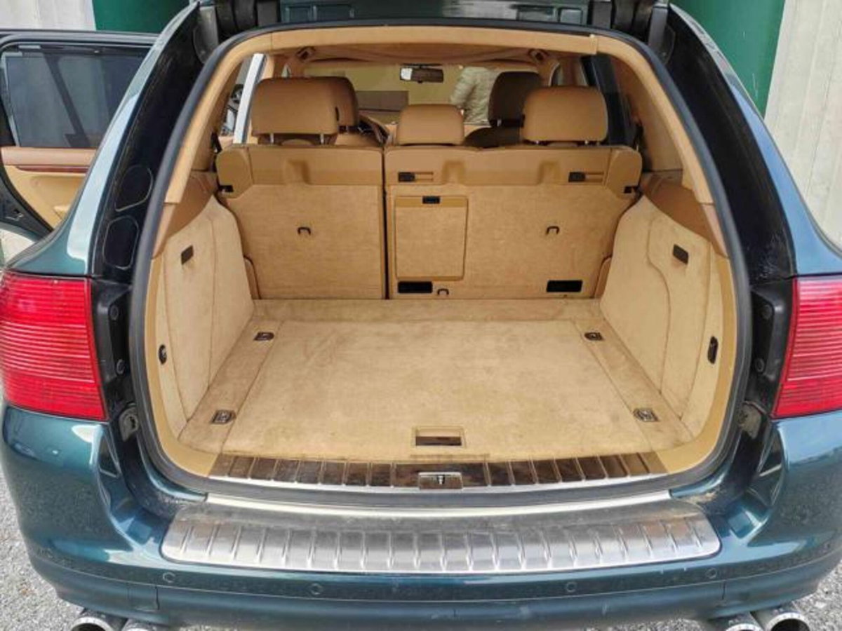 Porsche Cayenne 4.5 cat Turbo (15)