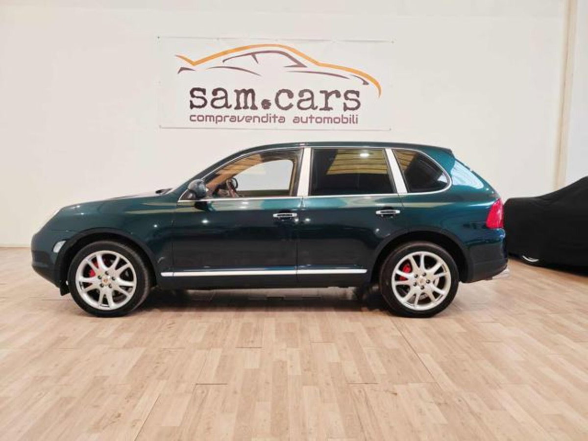 Porsche Cayenne 4.5 cat Turbo (2)