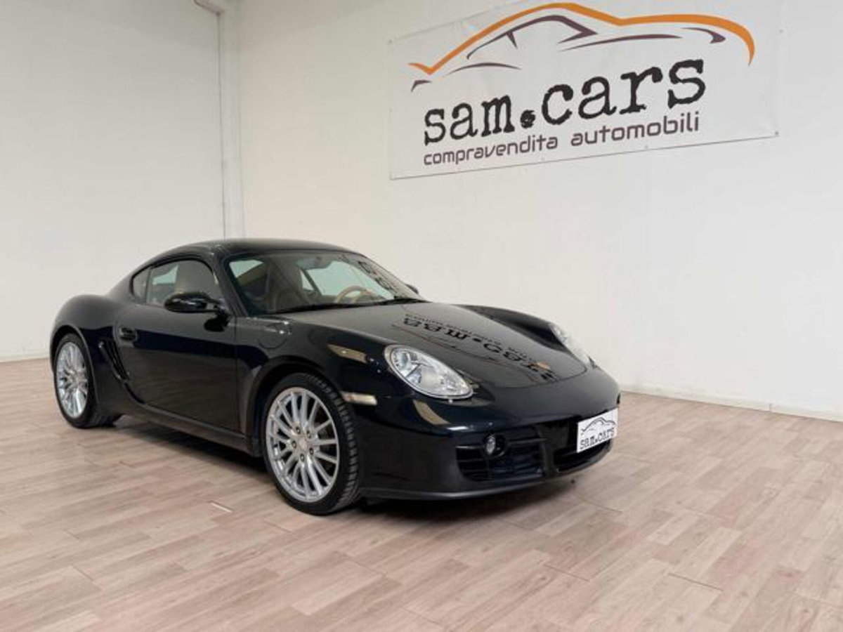 Porsche Cayman 2.7 (7)