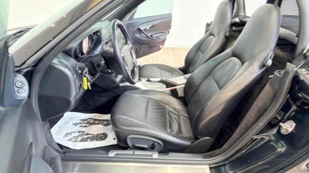 Porsche Boxster 2.5i 24V cat (13)