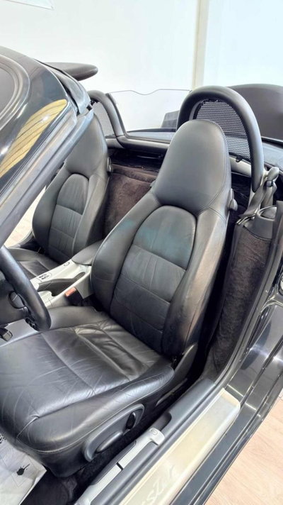 Porsche Boxster 2.5i 24V cat (14)