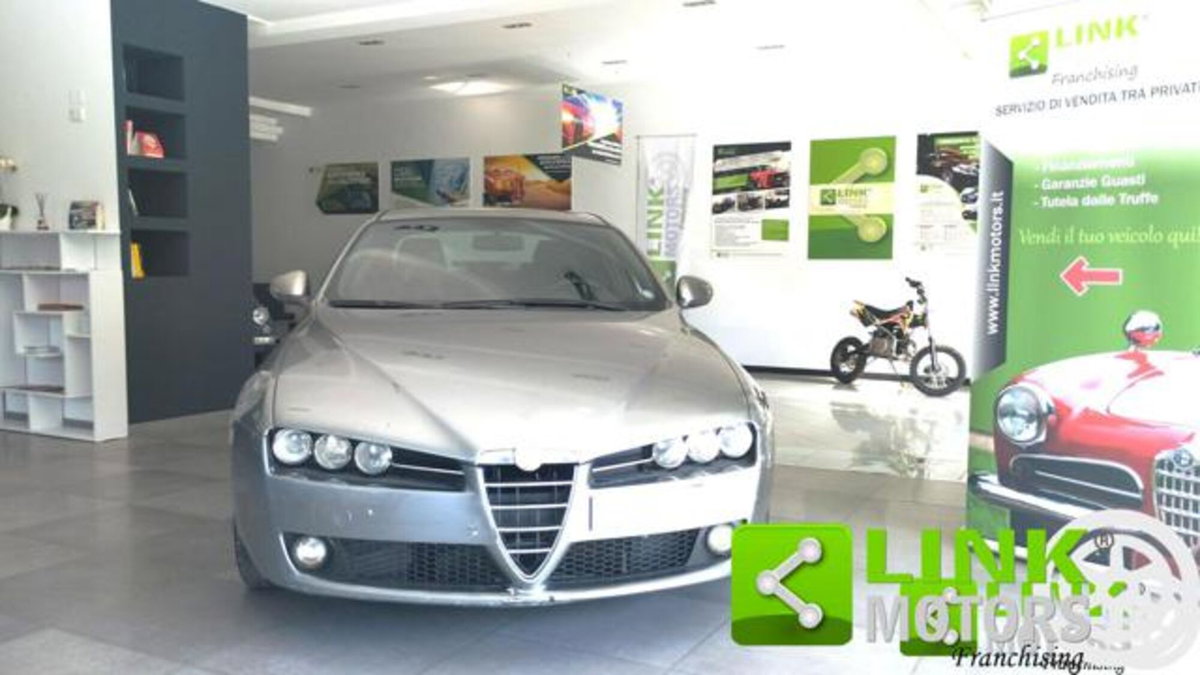 Alfa Romeo 159 2.0 JTDm Eco Super (2)