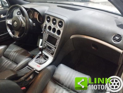 Alfa Romeo 159 SportWagon 3.2 JTS V6 24V Sportwagon TI (12)