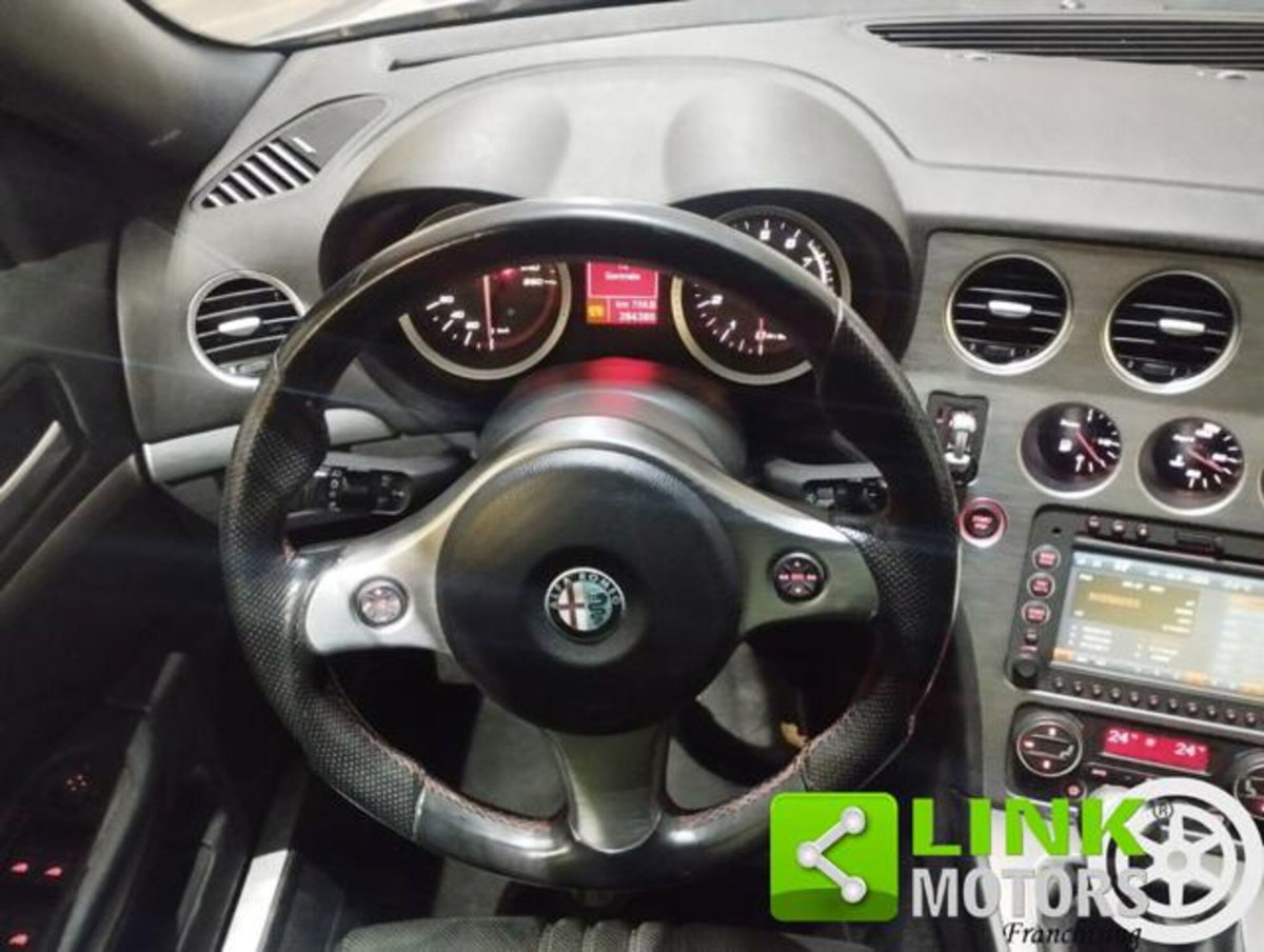 Alfa Romeo 159 SportWagon 3.2 JTS V6 24V Sportwagon TI (14)