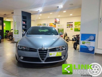 Alfa Romeo 159 SportWagon 3.2 JTS V6 24V Sportwagon TI (2)