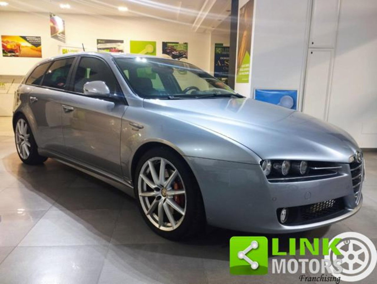 Alfa Romeo 159 SportWagon 3.2 JTS V6 24V Sportwagon TI (3)