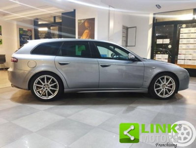 Alfa Romeo 159 SportWagon 3.2 JTS V6 24V Sportwagon TI (4)